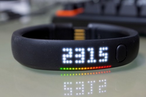 [사용기]나이키플러스(NIKE+) 퓨얼밴드SE 써보니