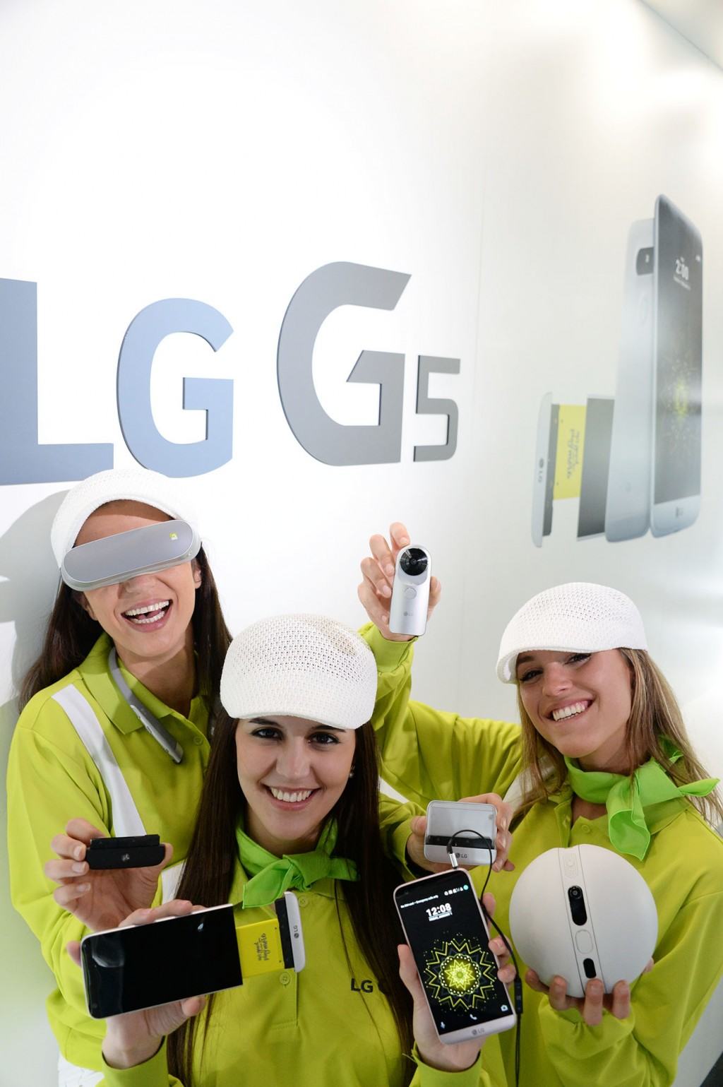 LGG5Friends_model