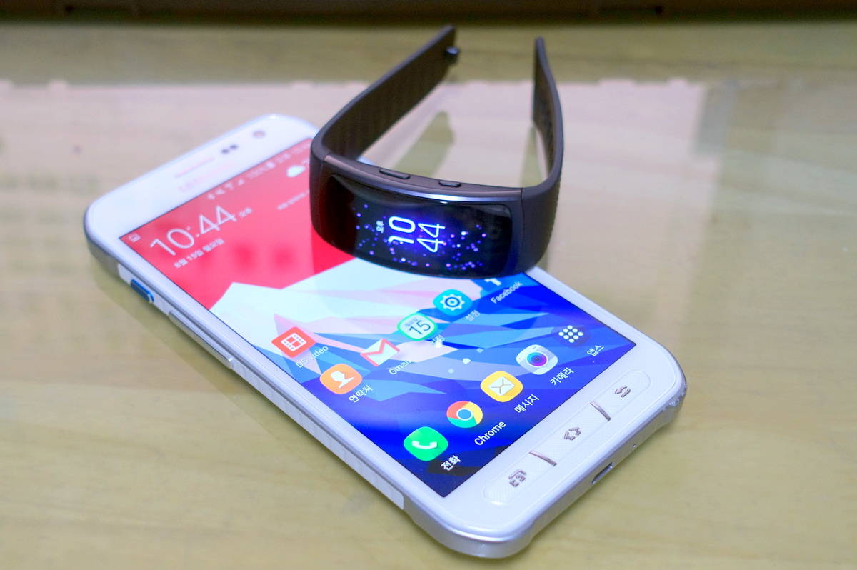 [Moonriver’s 써보니] 스마트밴드 최강자 삼성전자 '기어핏2' 사용기