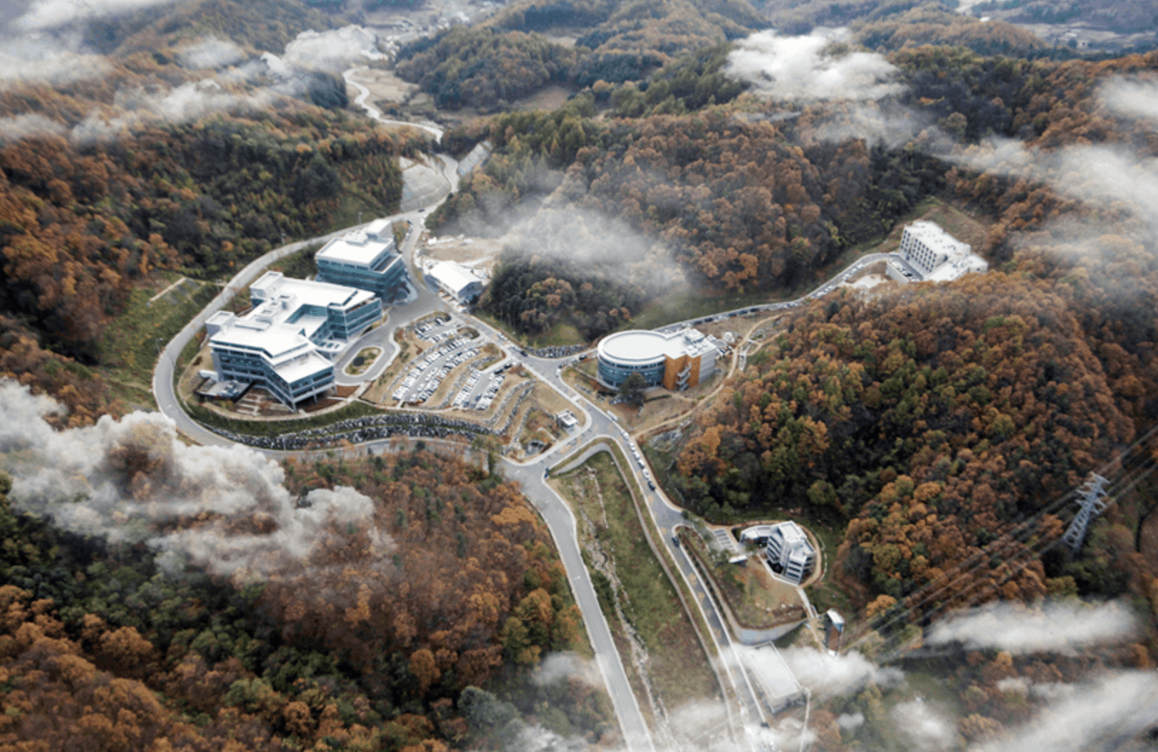 [분석]더존비즈온의 디지털 전환 여정