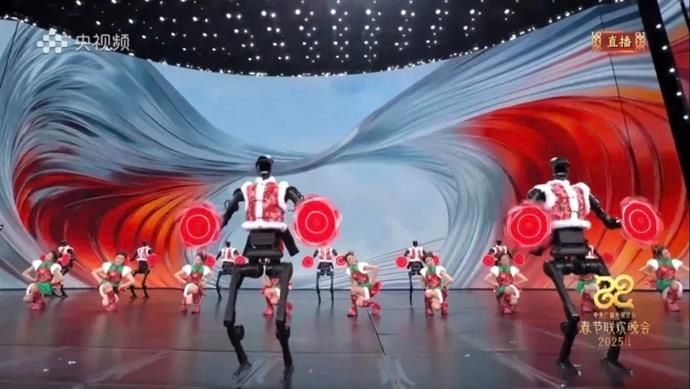 춘절 갈라서 쿵푸 선보인 中 휴머노이드 로봇, 실용화 가능할까?